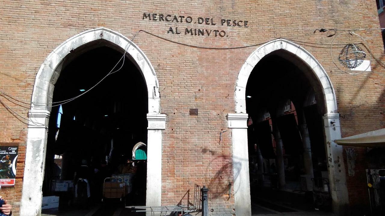 A La Pescaria Studios Venedig Exterior foto